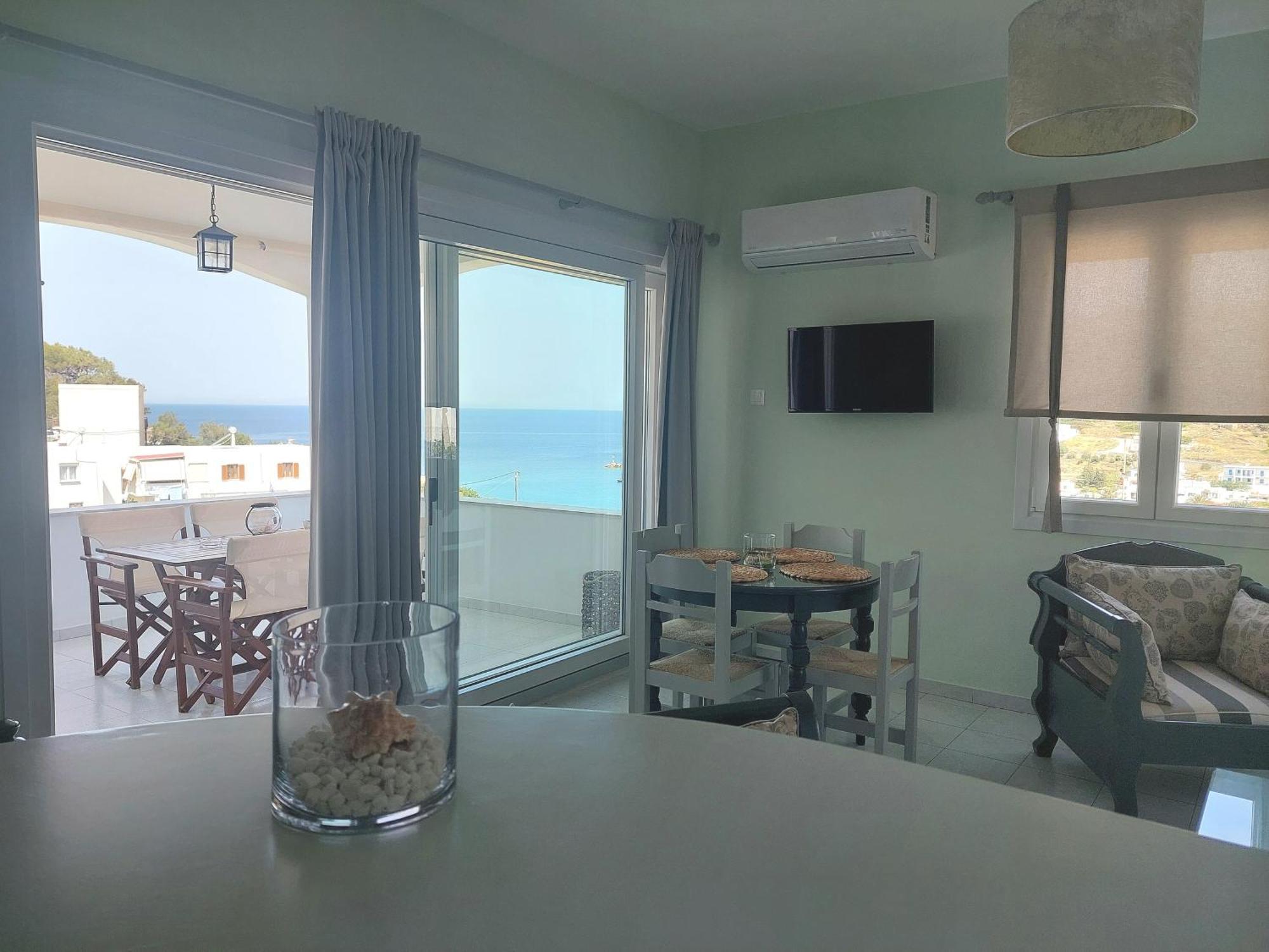 Kini Bay Apartment Exterior photo